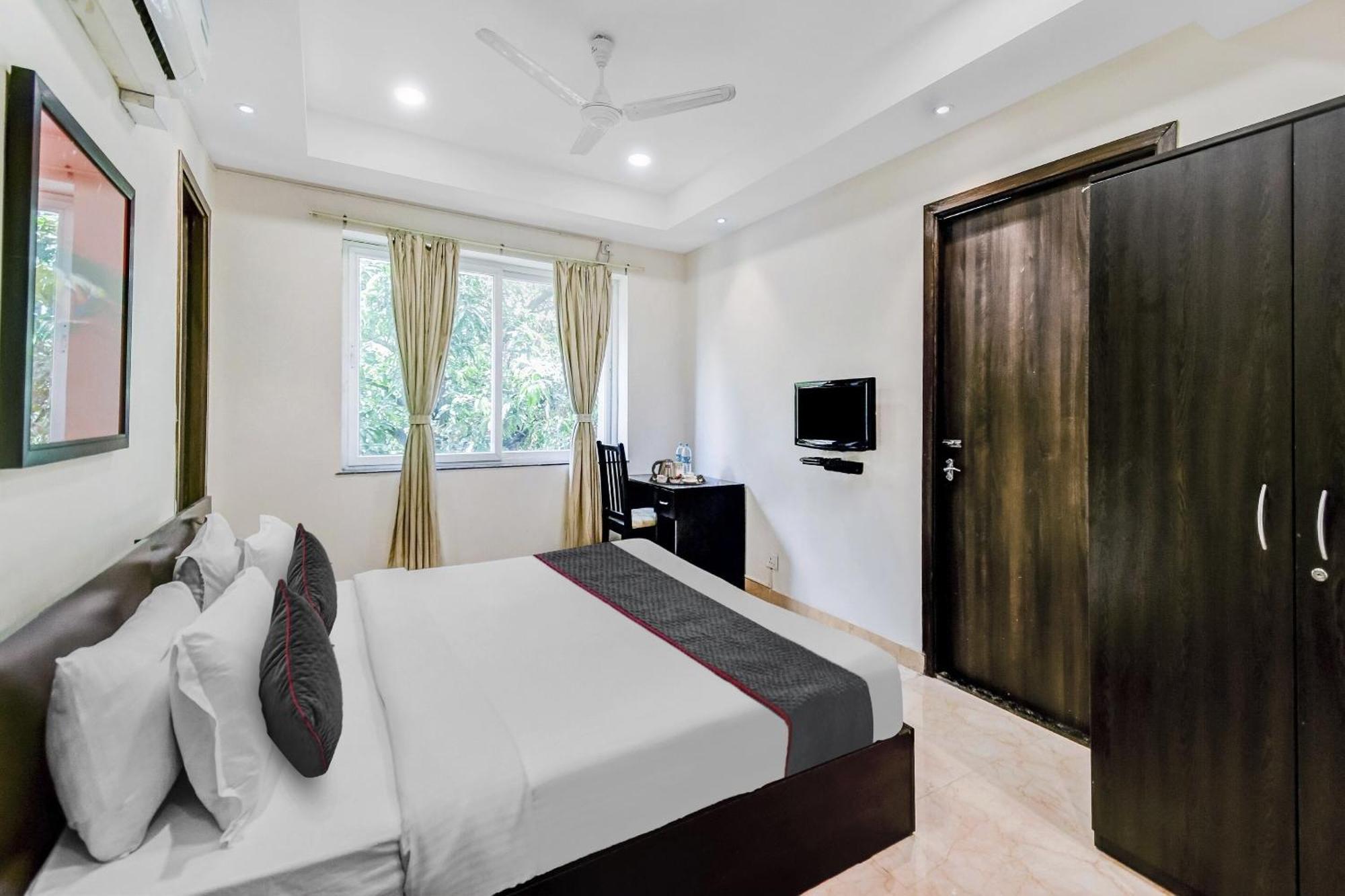 Super Townhouse All In One Kolkata Exterior photo