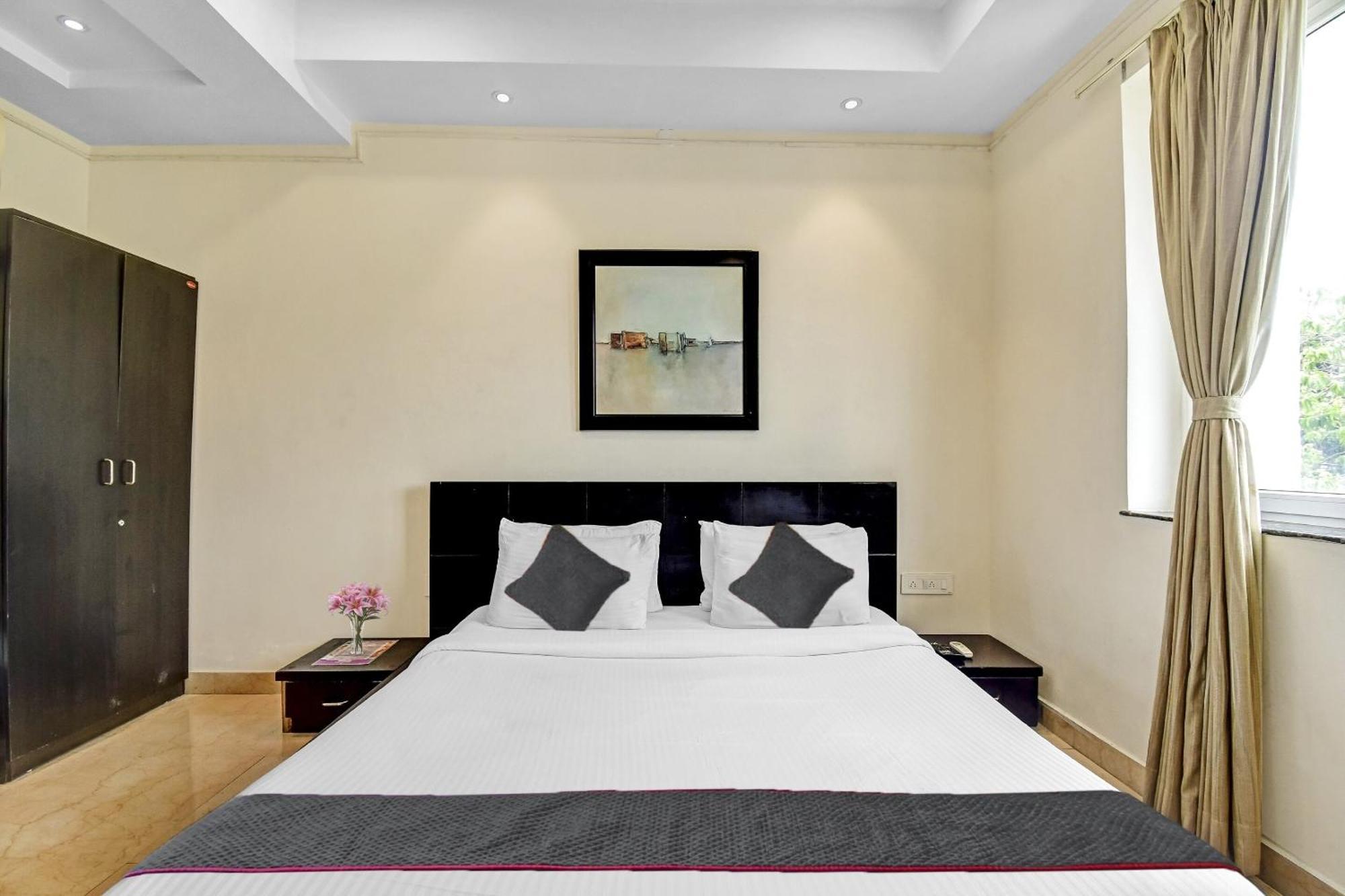 Super Townhouse All In One Kolkata Exterior photo
